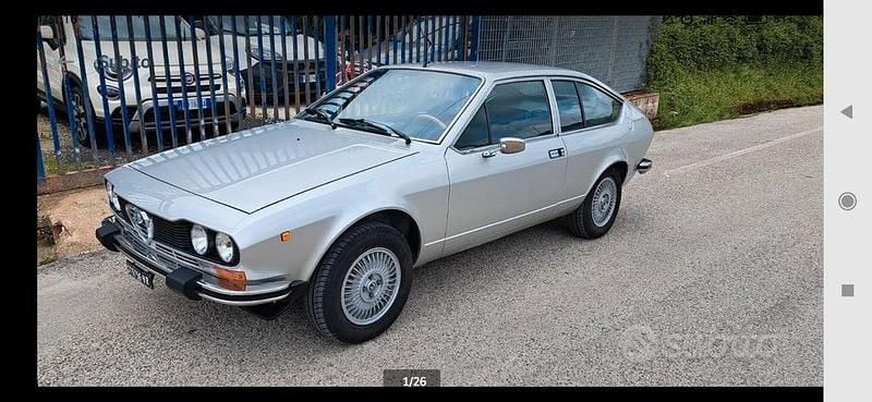 Silber Gebraucht 1974 Alfa Romeo GTV | 13.000 € - Bild 1/4