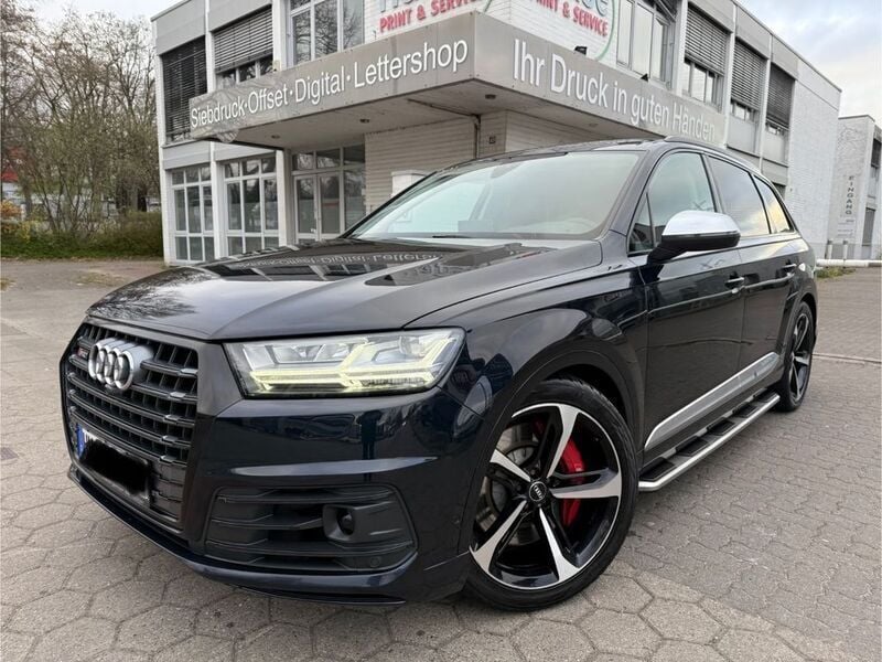 Blau Gebraucht 2017 Audi SQ7 Ambiente SUV | 33.890 € (Superpreis) - Bild 1/4