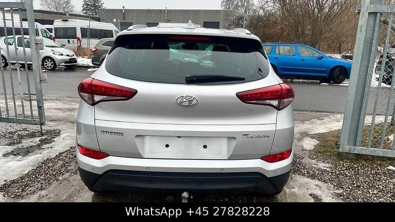 Gebraucht Hyundai Tucson Premium 141 PS (103 kW) 2017 Silber SUV