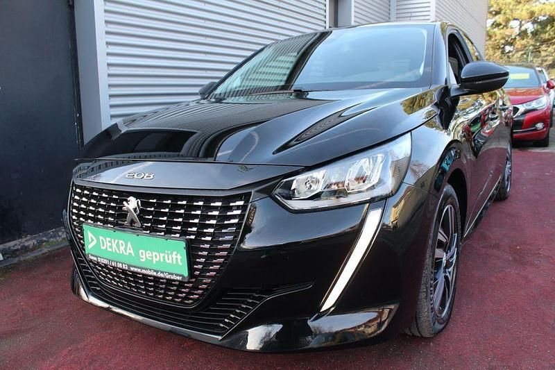 Gebraucht Peugeot 208 Allure 101 PS (74 kW) 2024 Schwarz Kleinwagen