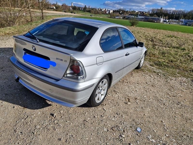 Gebraucht BMW 318 Compact 143 PS (105 kW) 2002 Silber Kleinwagen