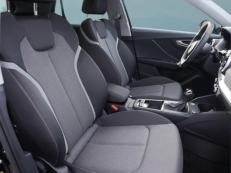 Gebraucht Audi Q2 Advanced 150 PS (110 kW) 2025 Schwarz SUV