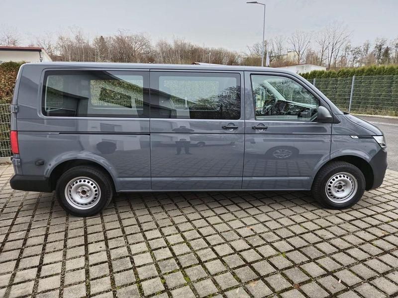 Gebraucht VW Transporter 150 PS (110 kW) 2022 Grau Van