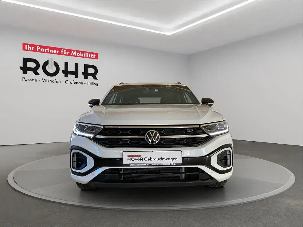 Second-hand VW T-Roc R-line 150 CP (110 kW) 2023 Alb SUV