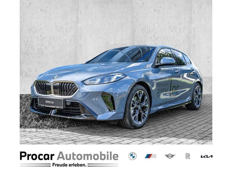 Grau Gebraucht 2024 BMW 120 M Sport Kleinwagen | 36.990 € (Fairer Preis) - Bild 1/3