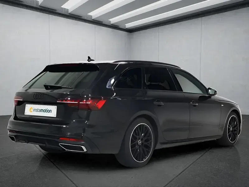 Gebraucht Audi A4 204 PS (150 kW) 2025 Schwarz Kombi