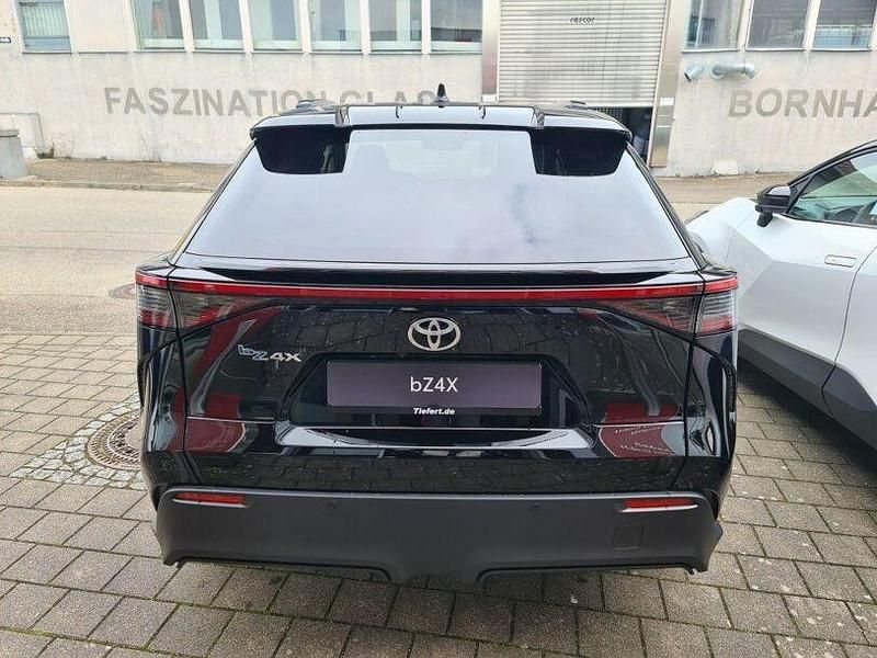 Gebraucht Toyota bZ4X Basis 150 kW (204 PS) 2023 Schwarz SUV