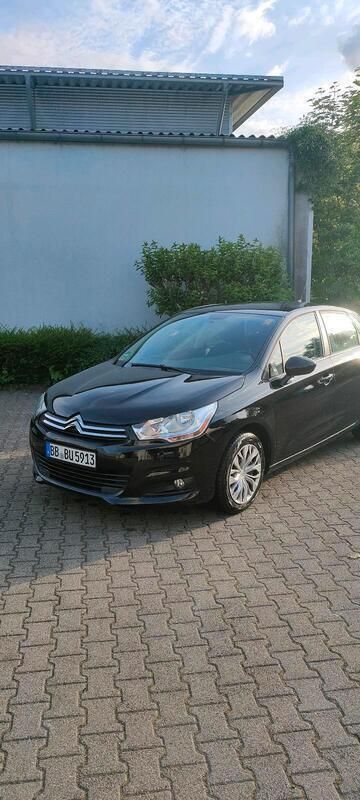 Schwarz Gebraucht 2014 Citroën C4 Limousine | 3.900 € (Guter Preis) - Bild 1/4