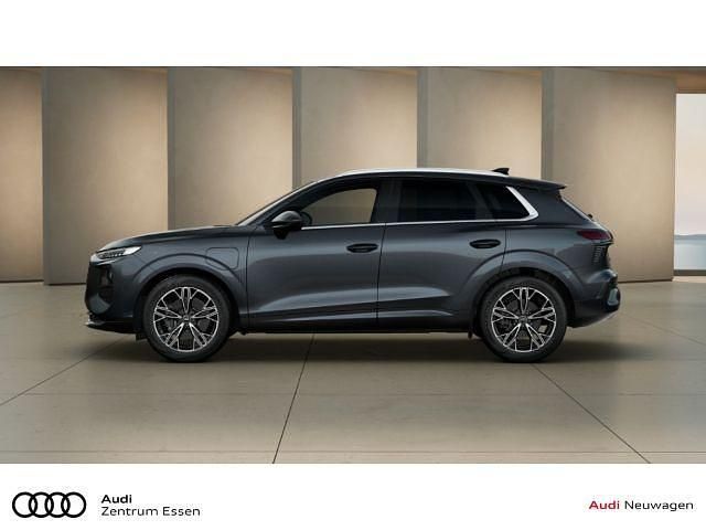 Neu Audi Q3 S-Line 177 PS (130 kW) 2026 Grau SUV