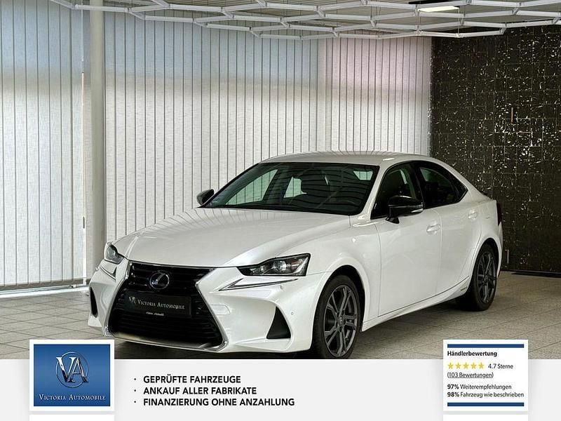 Sonic white Gebraucht 2019 Lexus IS300h Sport Line Limousine | 22.990 € (Superpreis) - Bild 1/4