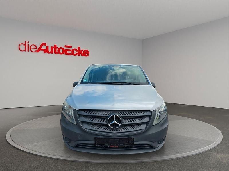 Gebraucht Mercedes Vito 190 PS (139 kW) 2015 Silber Van