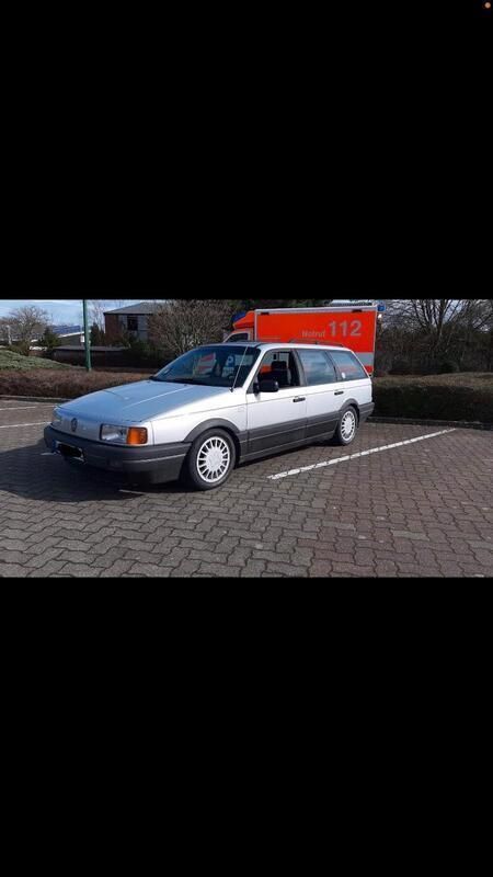 Blau Gebraucht 1991 VW Passat GT Kombi | 2.450 € - Bild 1/4