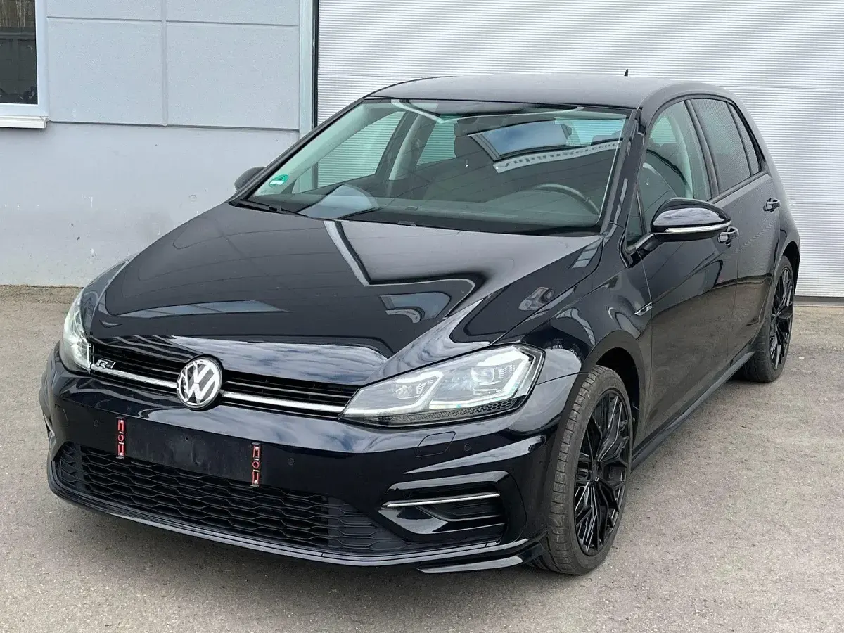 Gebraucht VW Golf VII R-line 150 PS (110 kW) 2018 Schwarz Limousine