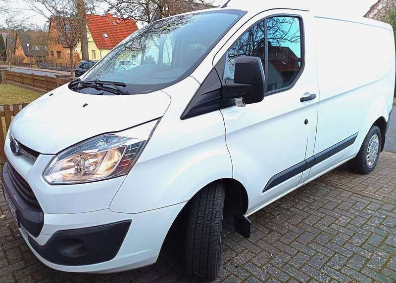 Weiß Gebraucht 2015 Ford Transit Custom Trend Van | 13.800 € (Guter Preis) - Bild 1/4