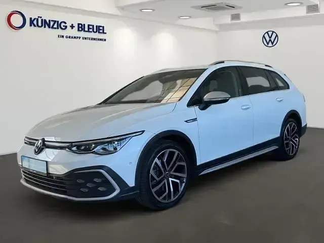 Gebraucht VW Golf Alltrack 200 PS (147 kW) 2023 Weiß Kombi