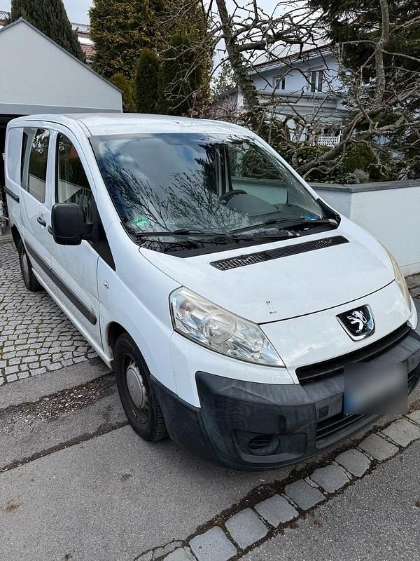Używany Peugeot Expert 90 KM (66 kW) 2007 Biały Van