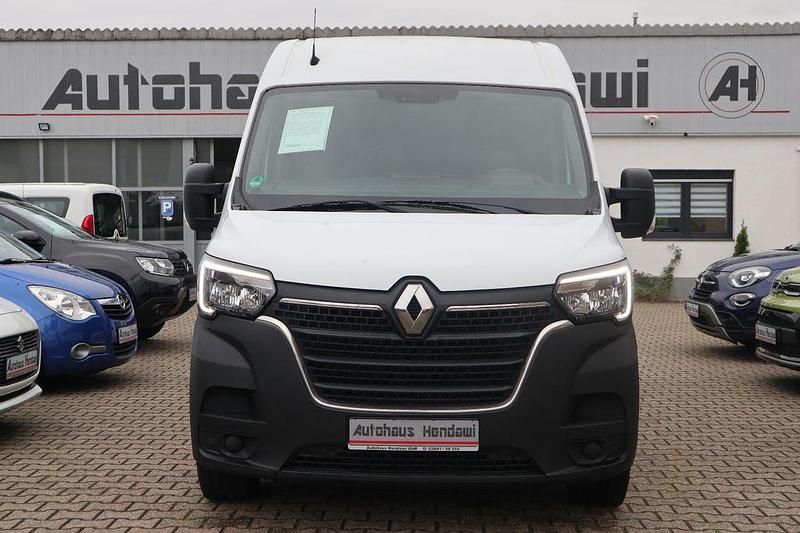 Weiß Gebraucht 2020 Renault Master Van | 13.990 € (Guter Preis) - Bild 1/4