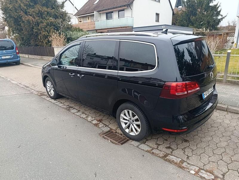 Gebraucht VW Sharan 184 PS (135 kW) 2016 Schwarz Van / Kleinbus