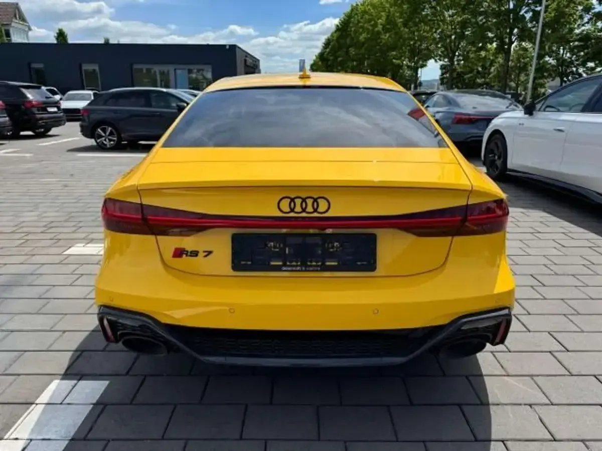 Gebraucht Audi RS7 600 PS (441 kW) 2023 Individuallackierungen audi ex Kleinwagen
