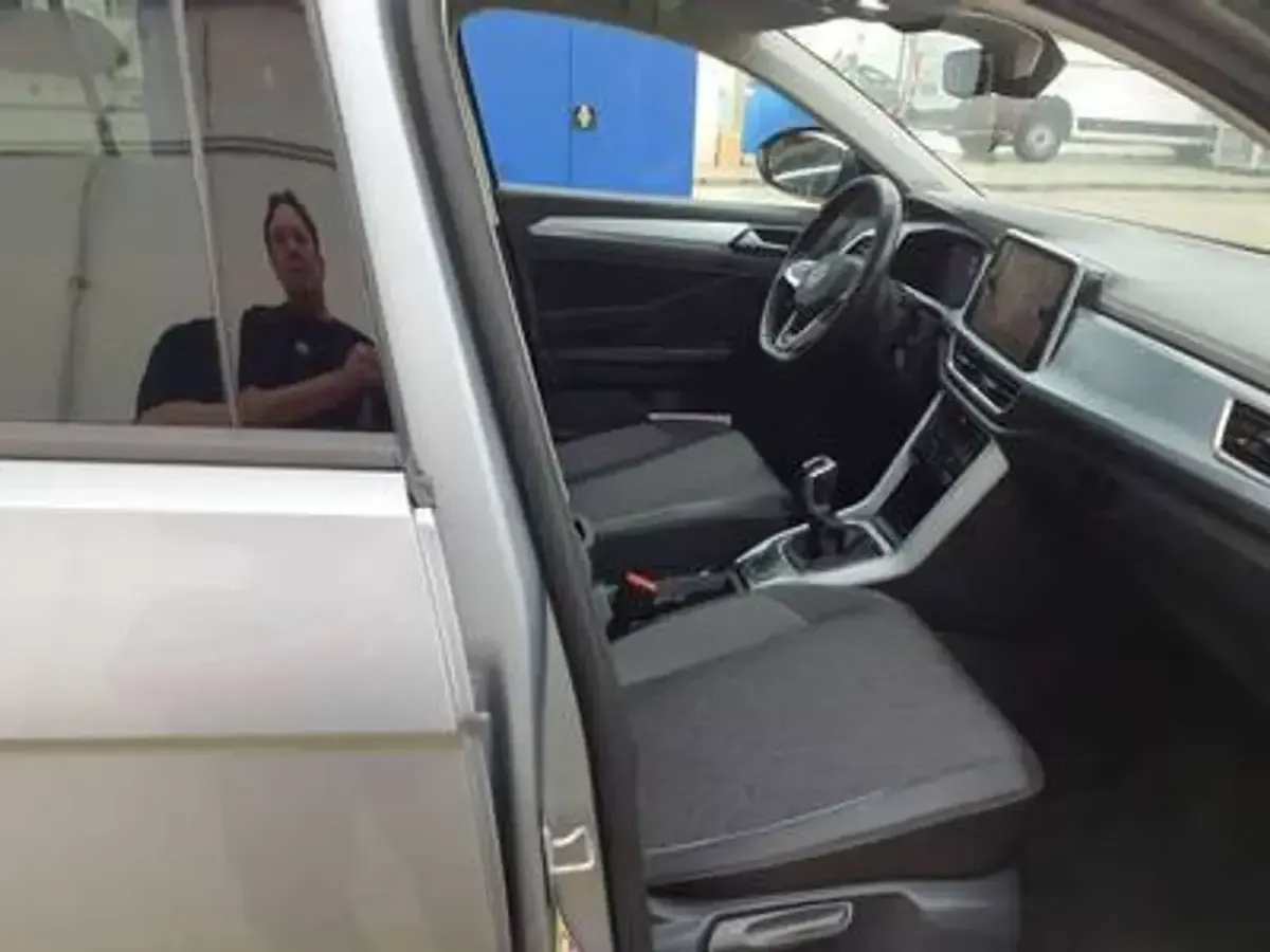 Second-hand VW T-Roc Goal 150 CP (110 kW) 2025 Negru SUV