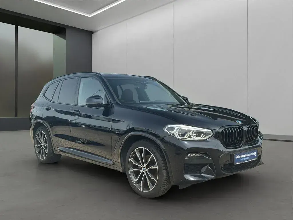 Gebraucht BMW X3 M Sport 190 PS (139 kW) 2021 Schwarz / carbonschwarz (metallic) SUV
