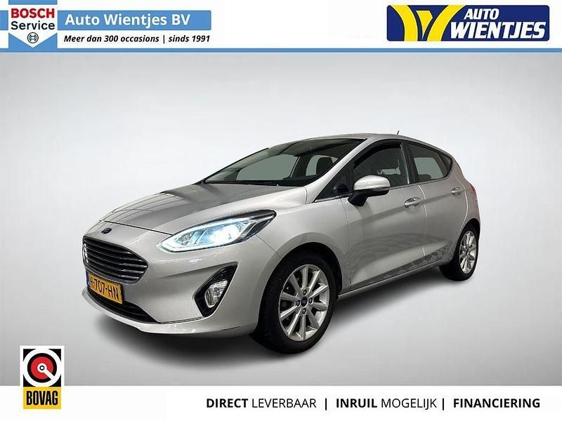 Grau Gebraucht 2020 Ford Fiesta Titanium Limousine | 7.950 € (Fairer Preis) - Bild 1/4