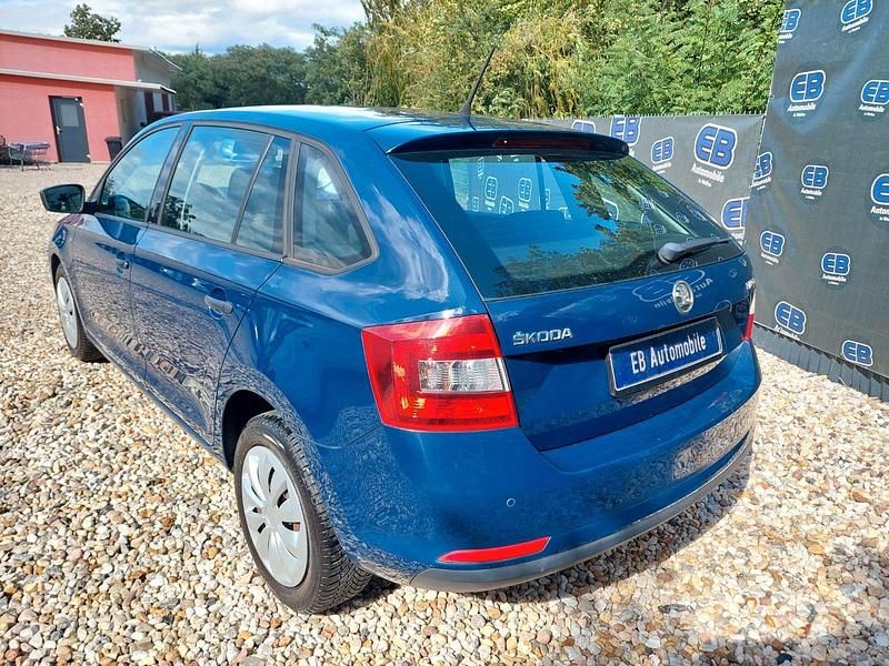 Gebraucht Skoda Rapid Active 105 PS (77 kW) 2014 Blau Limousine