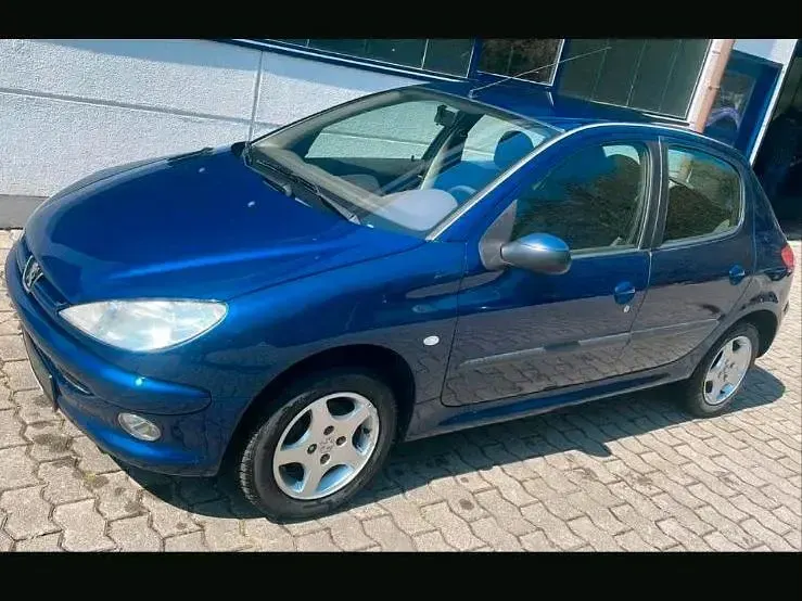Gebraucht Peugeot 206 75 PS (55 kW) 2003 Blau Kleinwagen
