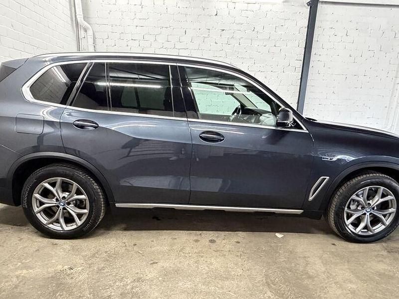 Gebraucht BMW X5 xLine 394 PS (289 kW) 2022 Arktikgrau brillanteffekt SUV