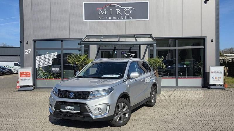Gebraucht Suzuki Vitara Comfort 129 PS (94 kW) 2023 Silber SUV