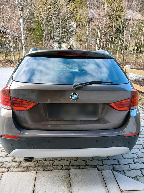 Gebraucht BMW X1 143 PS (105 kW) 2011 Braun SUV