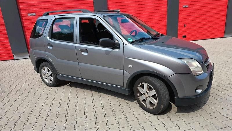 Gebraucht Suzuki Ignis 70 PS (51 kW) 2006 Grau Kleinwagen
