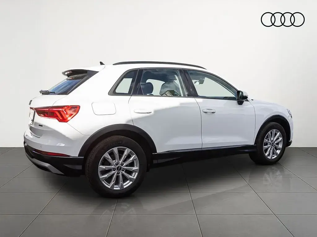Gebraucht Audi Q3 Advanced Plus 190 PS (139 kW) 2024 Arkonaweiß SUV