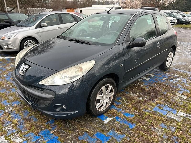 Gebraucht Peugeot 206+ Basis 68 PS (50 kW) 2010 Grau Kleinwagen