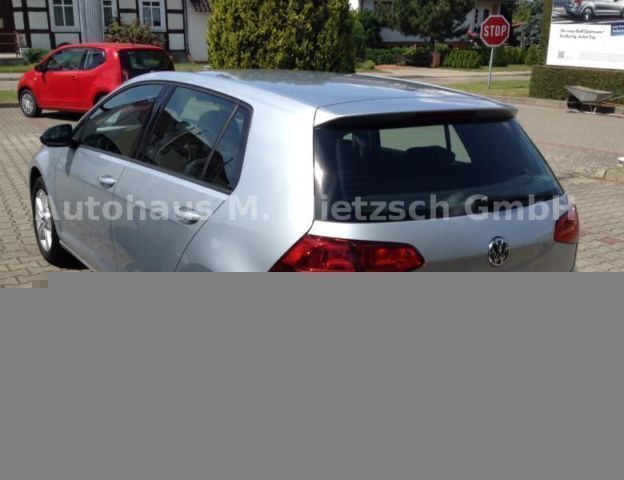 Gebraucht VW Golf VII Comfortline 105 PS (77 kW) 2013 Andere farbe Limousine