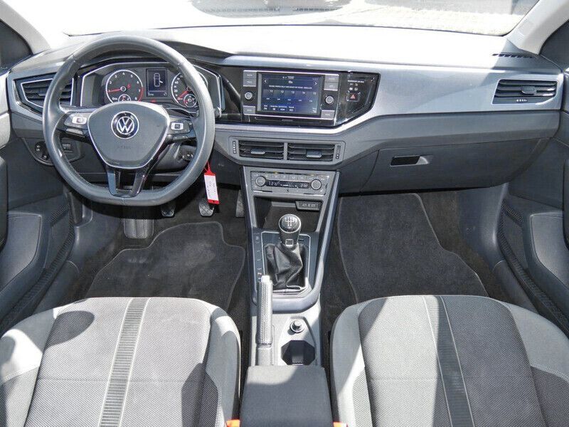 Gebraucht VW Polo Highline 95 PS (69 kW) 2021 Schwarz Kleinwagen