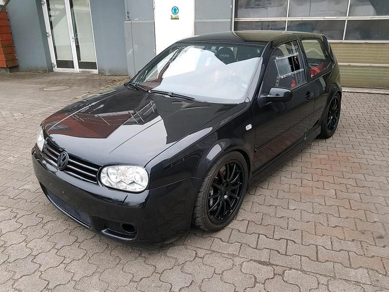 Gebraucht VW Golf R 241 PS (177 kW) 2003 Schwarz Coupé