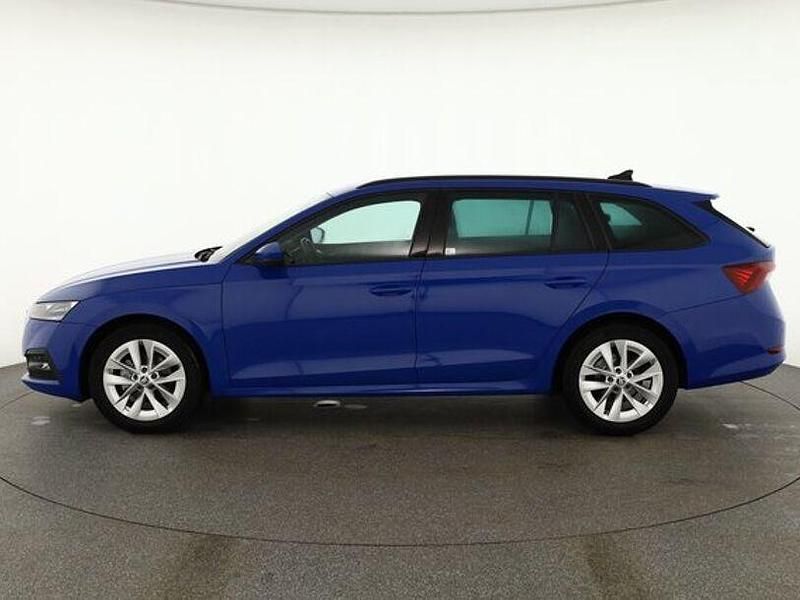 Gebraucht Skoda Octavia Ambition 150 PS (110 kW) 2020 Blau Kombi