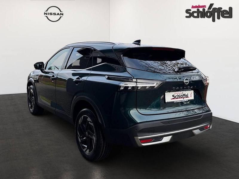 Neu Nissan Qashqai 158 PS (116 kW) 2025 Grün SUV