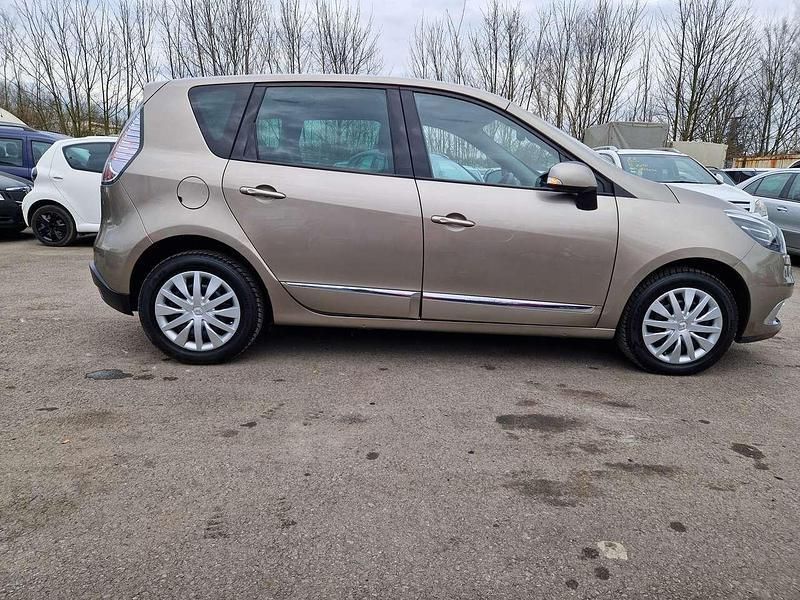 Stone Gebraucht 2012 Renault Scénic III Luxe Van / Kleinbus | 7.490 € (Fairer Preis) - Bild 1/4