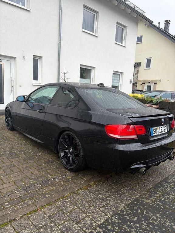 Gebraucht BMW 335 Sport Line 306 PS (225 kW) 2007 Schwarz Coupé