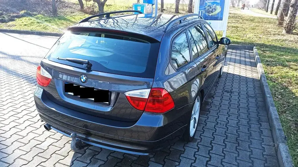 Używany BMW 320 Performance 163 KM (119 kW) 2005 Szary Kombi