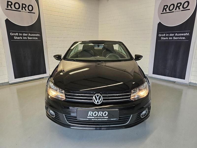 Gebraucht VW Eos Basis 122 PS (89 kW) 2014 Schwarz Cabrio