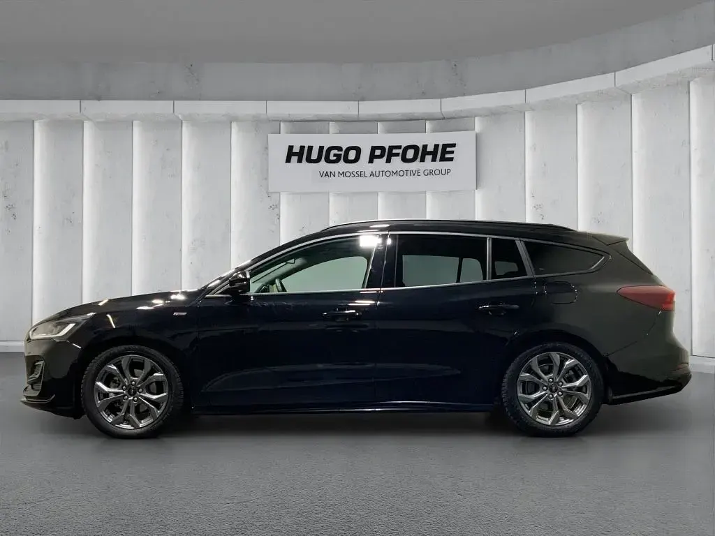 Gebraucht Ford Focus ST-Line X 116 PS (85 kW) 2024 Schwarz Limousine