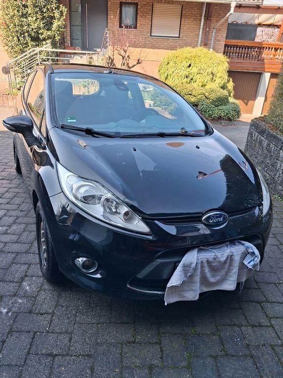 Gebraucht Ford Fiesta Trend 82 PS (60 kW) 2011 Schwarz Kleinwagen