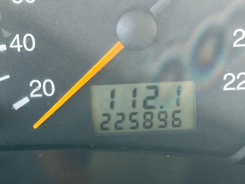 Gebraucht Ford Focus Ghia 101 PS (74 kW) 2003 Rot Kombi