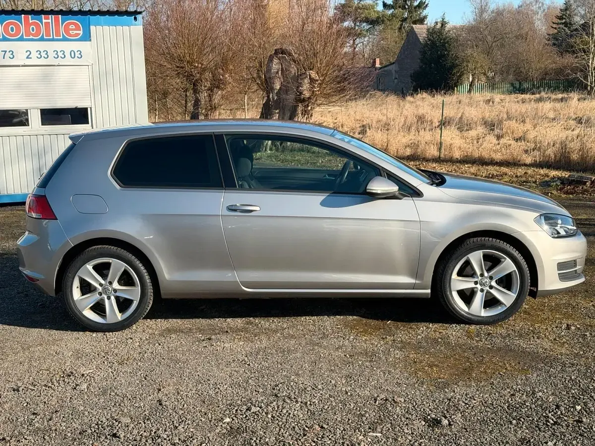 Gebraucht VW Golf VII S 105 PS (77 kW) 2013 Grau Limousine