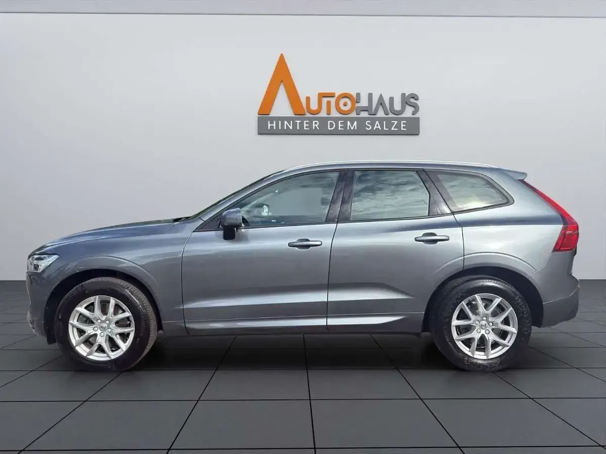 Gebraucht Volvo XC60 Momentum 254 PS (186 kW) 2018 Grau SUV