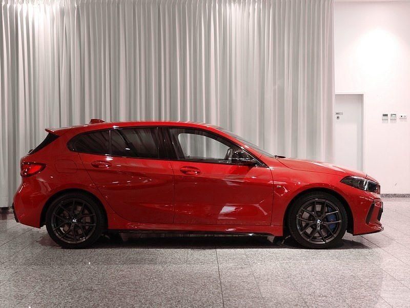 Gebraucht BMW M135 Performance 306 PS (225 kW) 2022 Melbourne red Kleinwagen