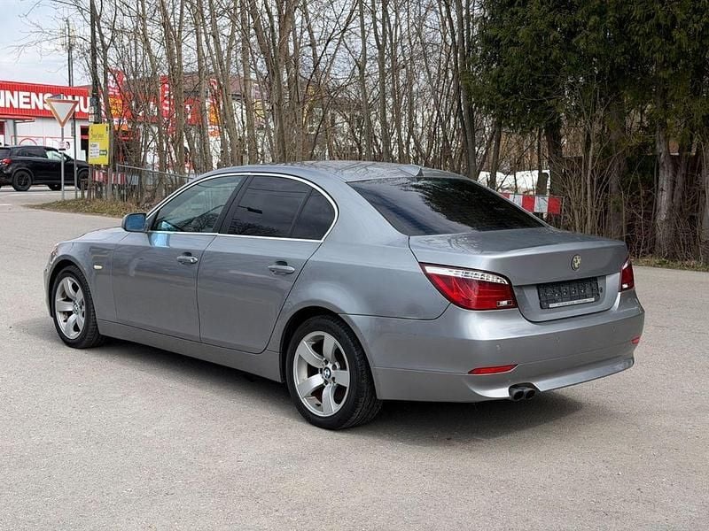 Gebraucht BMW 525 218 PS (160 kW) 2005 Grau Limousine